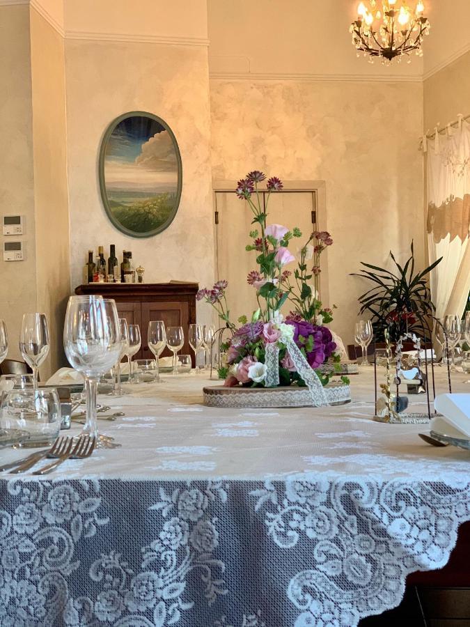Sui Passi Di Francesco Hotell Valfabbrica Eksteriør bilde